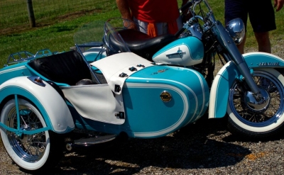 Blue Harley-Davidson Sidecar - .jpg