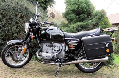 1977 R60-7 black.jpg