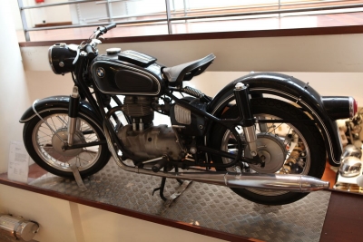 BMW R27.jpg