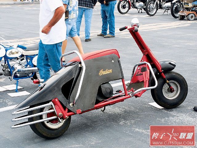 0601_hrbp_11_z vintage_motorcycle_rally_el_camino scooter_indian_right_side.jpg