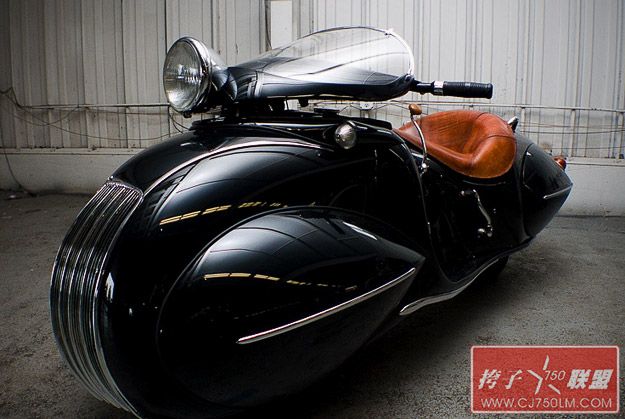 art-deco-motorcycle.jpg