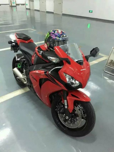 CBR1000cc