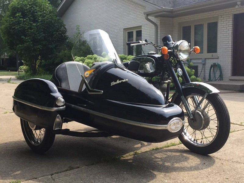 Jawa-Velorex-Sidecar-2.jpg